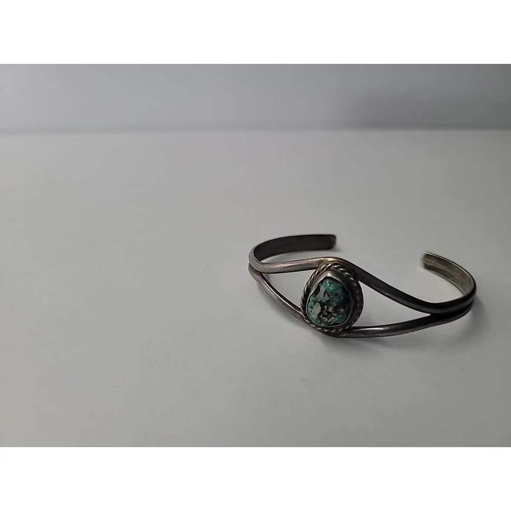 Blue Stone Cuff Bracelet Silver Tone Cuff Open Bangle Southwestern Boho Rope Bez